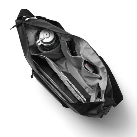 Db - Ramverk Pro 24L Sling Bag
