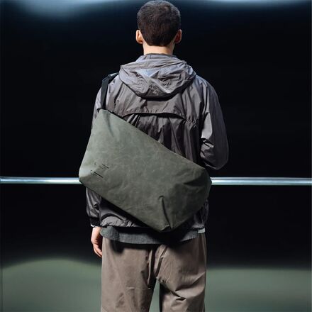 Db - Ramverk Pro 24L Sling Bag