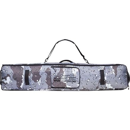DC - Tarmac Wheelie Board Bag
