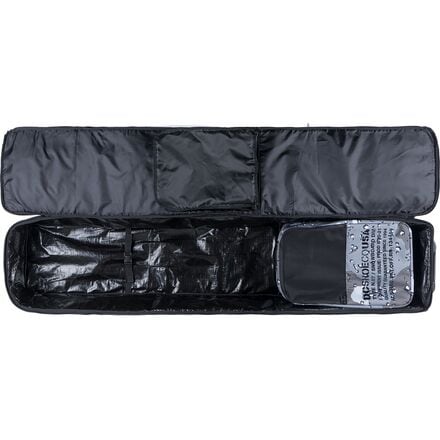 DC - Tarmac Wheelie Board Bag