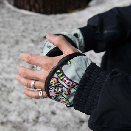 Deathgrip Glove Co. - Ghoul Melodie Perault Mitten