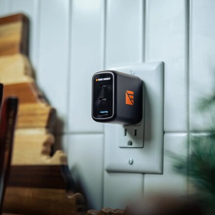 Dark Energy - PD-enabled 65W AC adapter
