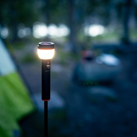 Dark Energy - Sentinel Telescoping Light - 800 Lumens