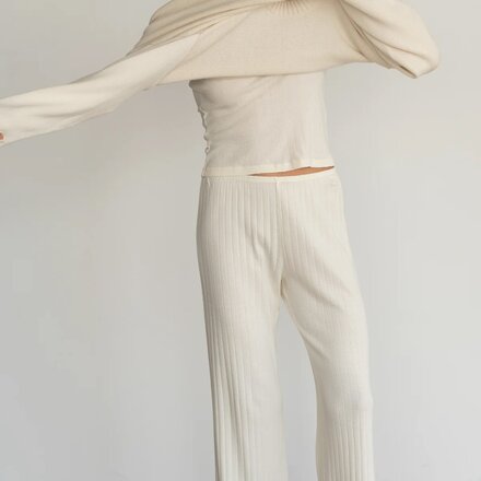 Donni - The Pointelle Simple Crop Pant - Women's