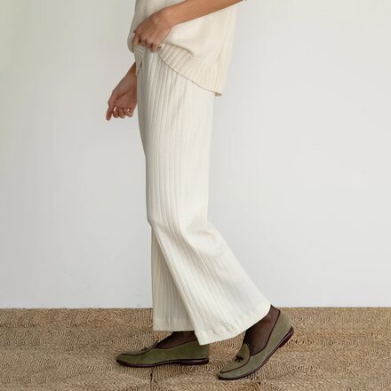 Donni - The Pointelle Simple Crop Pant - Women's