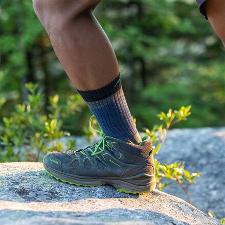 Darn Tough - Heady Stripe Micro Crew Light Cushion Sock - Men's