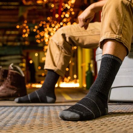 Darn Tough - William Jarvis Boot Full Cushion Sock - Men's