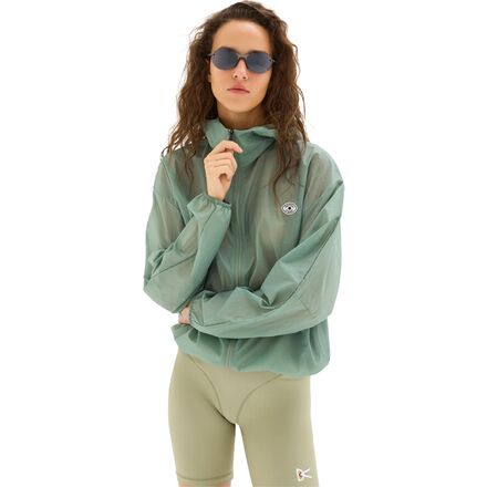 Ultralight DWR Windbreaker Jacket - Women's