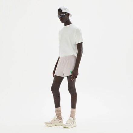 District Vision - Performance Panelled Mesh Hat