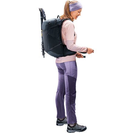 Deuter - Futura SL 25L Backpack - Women's