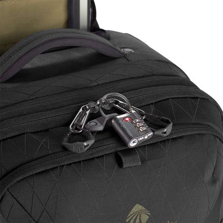 Eagle Creek - Gear Warrior 38L 4-Wheel Carry-On Bag