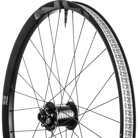 e*thirteen components - TRS Race Carbon Boost Wheelset - 27.5in - Black