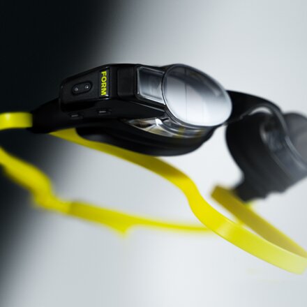 FORM Swim - Smart Swim 2 Goggles