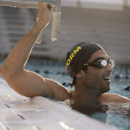 FORM Swim - Smart Swim 2 Goggles