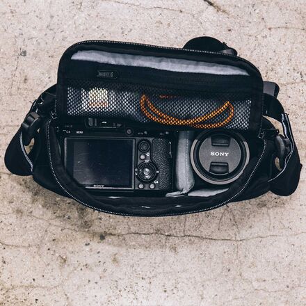 Hex - Ranger Mini DSLR Sling Bag