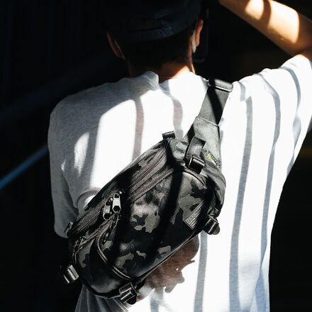 Hex - Ranger Mini DSLR Sling Bag