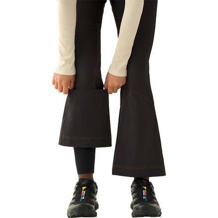 Hikerkind - Kick Flare Trousers - Women's