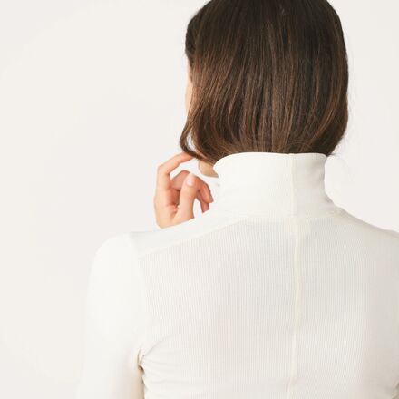 Hikerkind - Ribbed Merino Turtleneck 02 - Women's