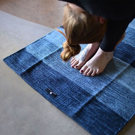 Hugger Mugger - Cotton Yoga Rug