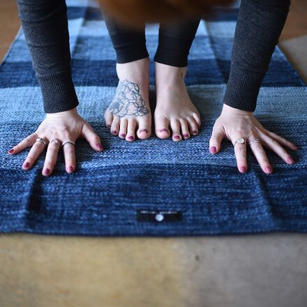 Hugger Mugger - Cotton Yoga Rug