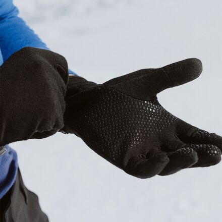 Icebreaker - Quantum Glove