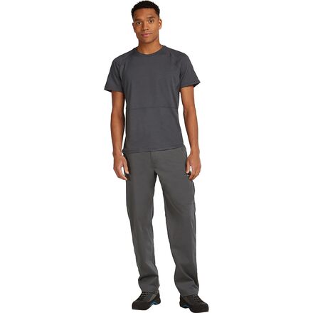 Icebreaker - Merino 200 Waffle Elevation Short-Sleeve T-Shirt - Men's