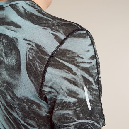 Icebreaker - Merino Blend 125 Cool-Lite Speed Motion AOP T-Shirt -Men's