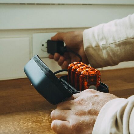 Ignik Outdoors - Ripple Rechargeable Hand Warmers - 4-Pack