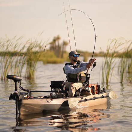 Old Town - Sportsman 120 Pro Kayak - Paddle