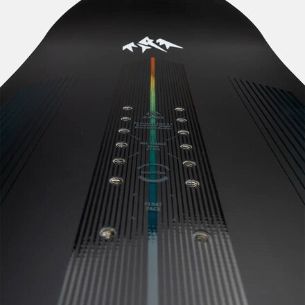 Jones Snowboards - Dream Weaver 2.0 w/ Shifty BOA + Nebula FASE Snowboard Pkg
