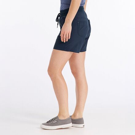 L.L.Bean - Vista Camp 6in Short - Women's