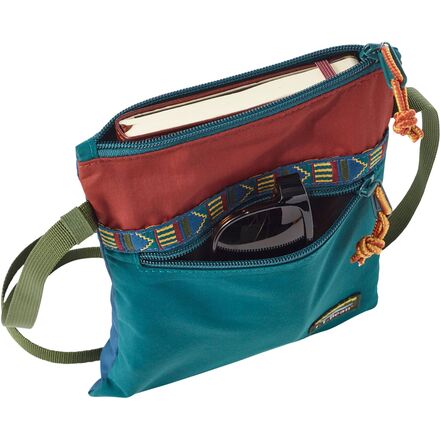 L.L.Bean - Mountain Classic Crossbody Bag Multi