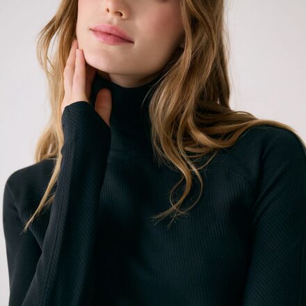 Lole - Traverse Turtleneck Top - Women's