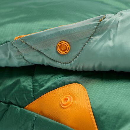 Marmot - Wraptor 30 Sleeping Bag: 30F Synthetic
