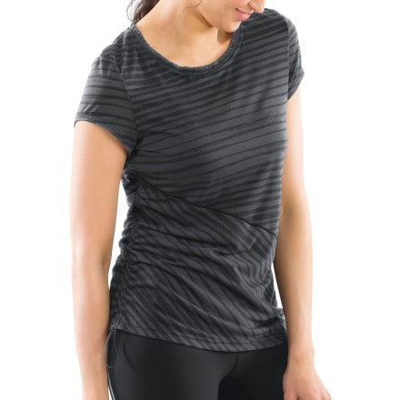 Moving Comfort - Flaunt It T-Shirt - Short-Sleeve - Women's
