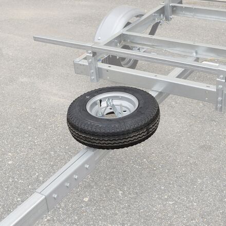 Malone Auto Racks - EcoLight Spare Tire With Lockable Attachment