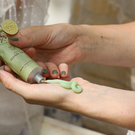 My Neighbor's Co - Manuka Honey & Blue Tansy Tallow Hand Balm
