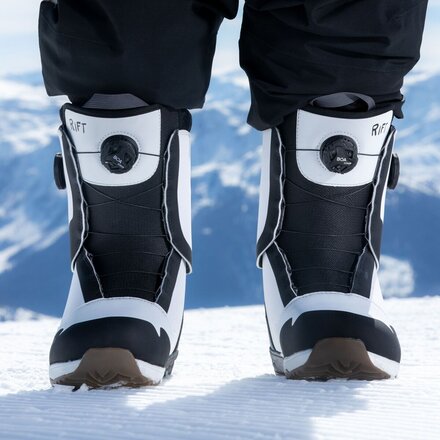 Nidecker - Escape w/ Rift Boa + Flow Fenix Snowboard Package