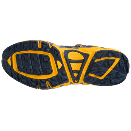 New Balance - 621 Trail Running Shoe - Men's