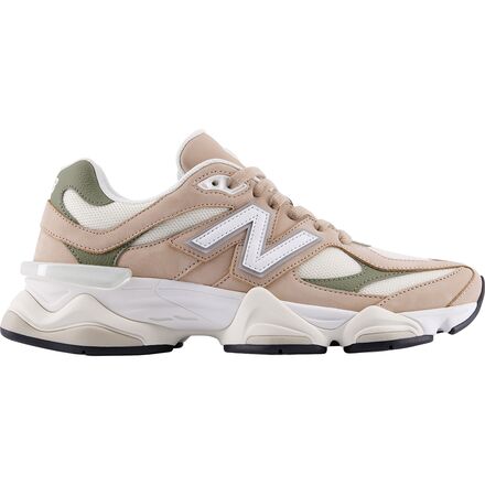 9060 Shoe