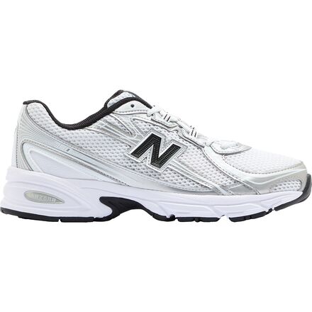740 Shoe