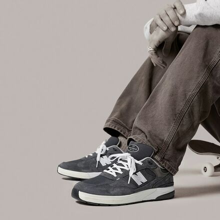 New Balance - Numeric Andrew Reynolds 933 Shoe