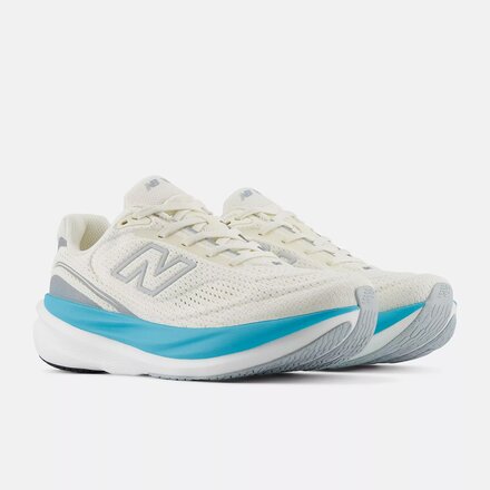 New Balance - 1080v15 Running Shoe - Women's