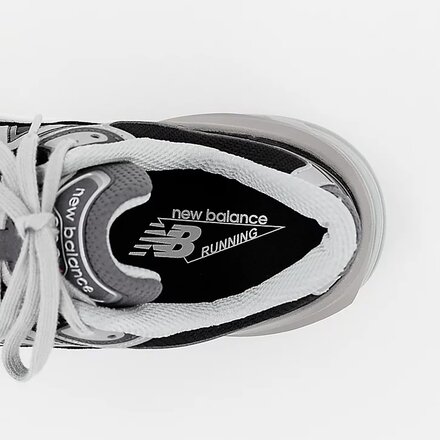 New Balance - Made in USA 990v6 Shoe - Men's