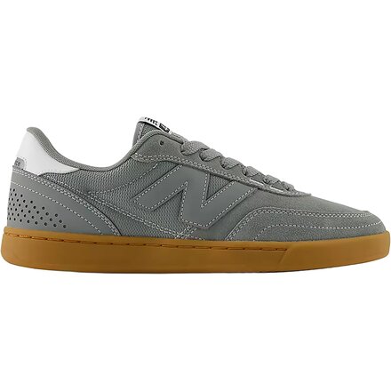 Numeric 440v2 Shoe