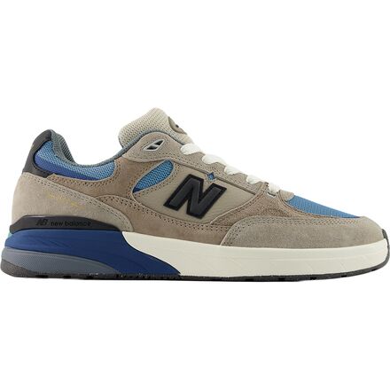 Numeric Andrew Reynolds 933 Shoe