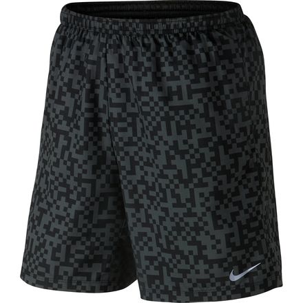 Nike - Megapixel Distance 7in Short - Men's