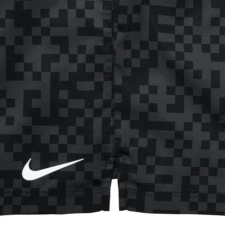 Nike - Megapixel Distance 7in Short - Men's