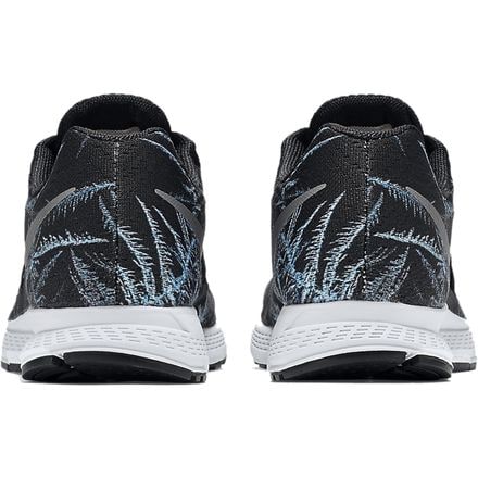 Nike - Pegasus 32 Solstice Running Shoe - Men's