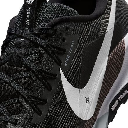 Nike - Pegasus 5 Trail Running Shoe - Men's
